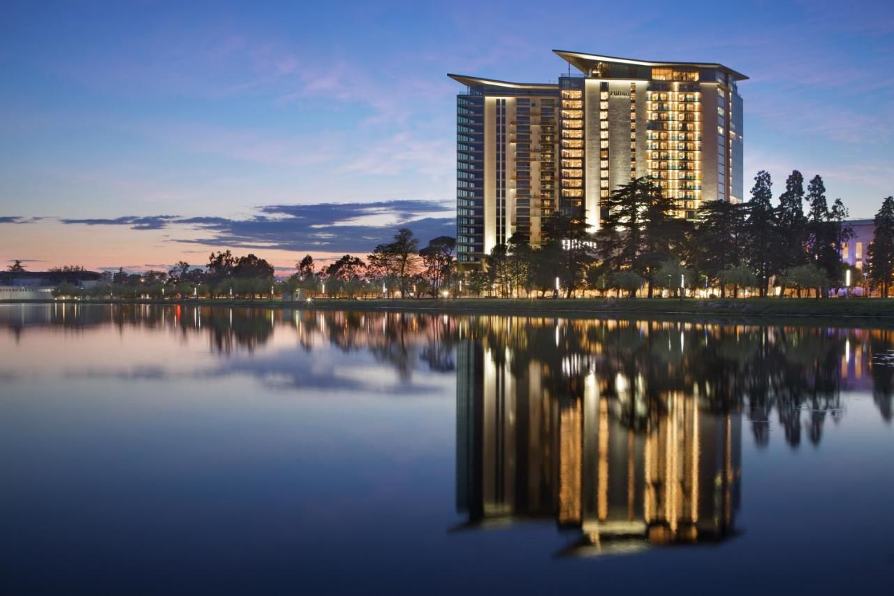 Отель Hilton Batumi Батуми-4