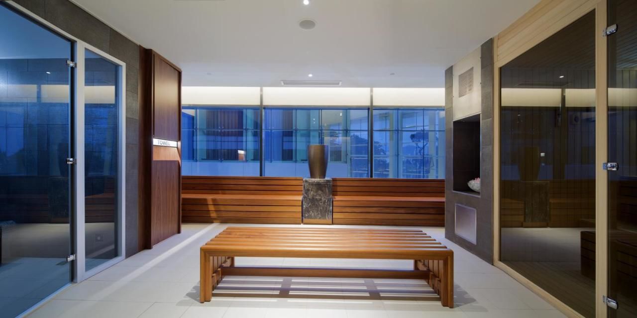 Отель Hilton Batumi Батуми-33