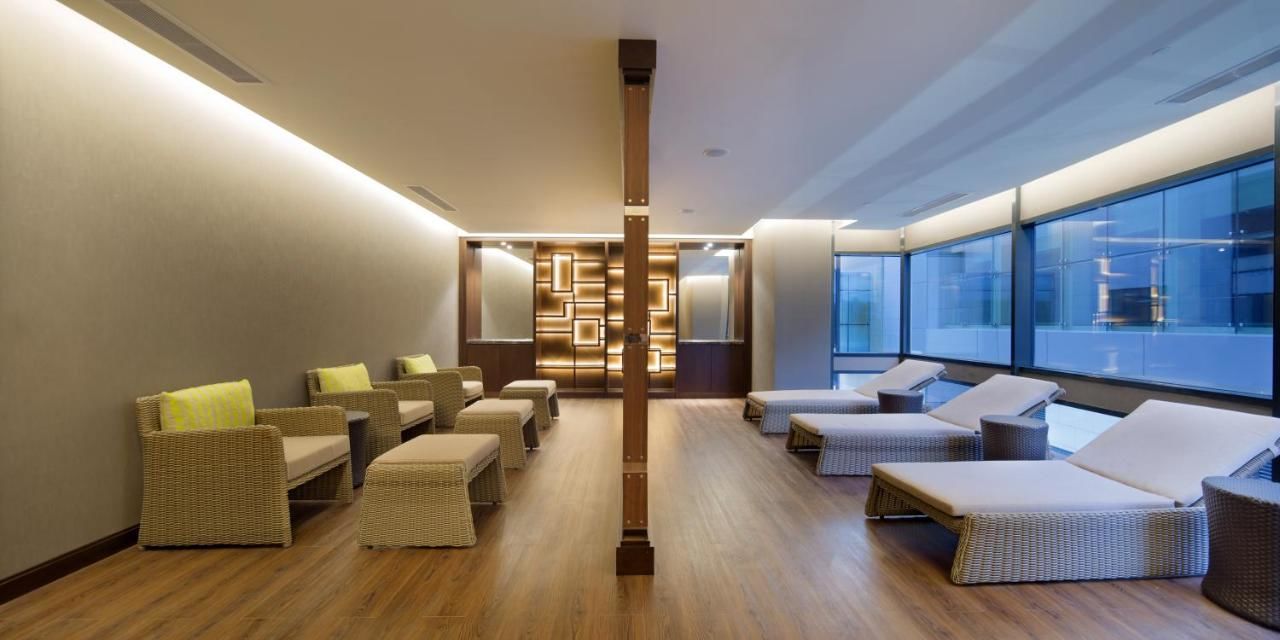 Отель Hilton Batumi Батуми-34