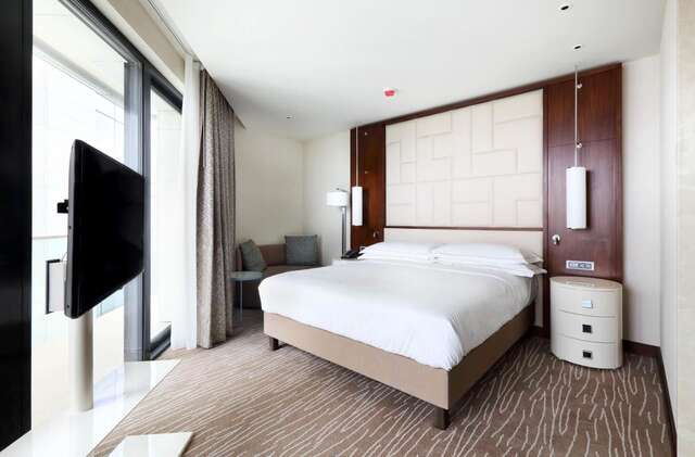 Отель Hilton Batumi Батуми-39