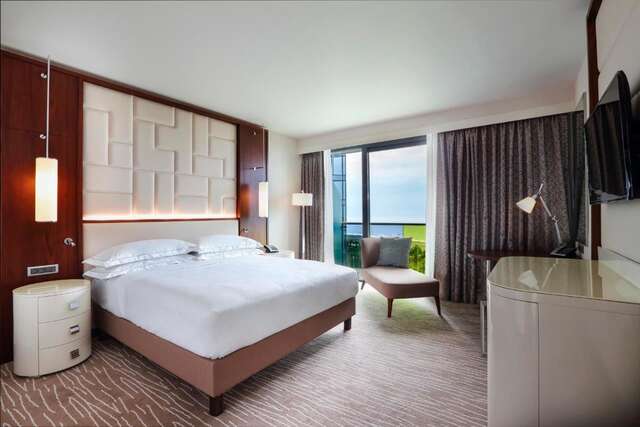 Отель Hilton Batumi Батуми-40